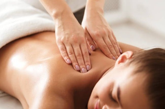Deep Tissue Massage in Marathahalli: Your Path to Total Relaxation and Recovery | Good Vibes Spa